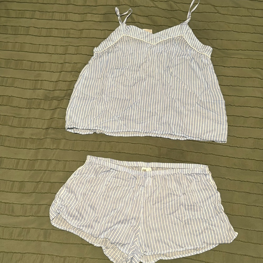 H&M pajama shirt set - Medium